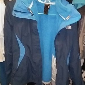 North face winter ski jacket barely worn